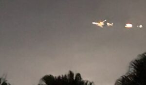 美國亞特拉斯航空公司（Atlas）的一架波音747-8貨機於週四（1月18日）在從邁阿密起飛不久後遭遇引擎故障，不得不緊急返航。社群媒體上流傳的影片顯示，該貨機左翼在空中產生火花，情景相當怵目驚心。