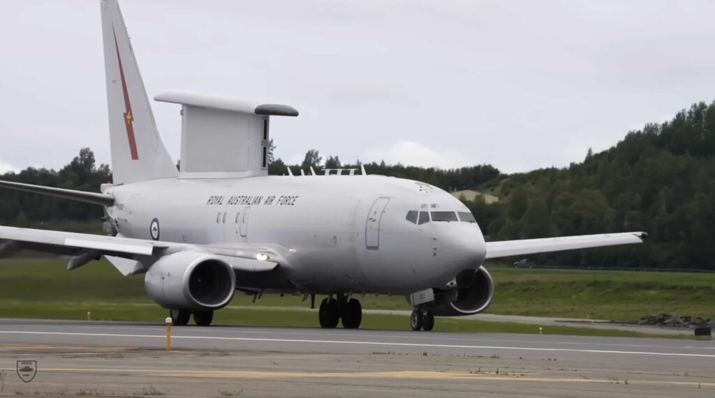 Máy bay cảnh báo sớm Boeing E-7 Wedgetail