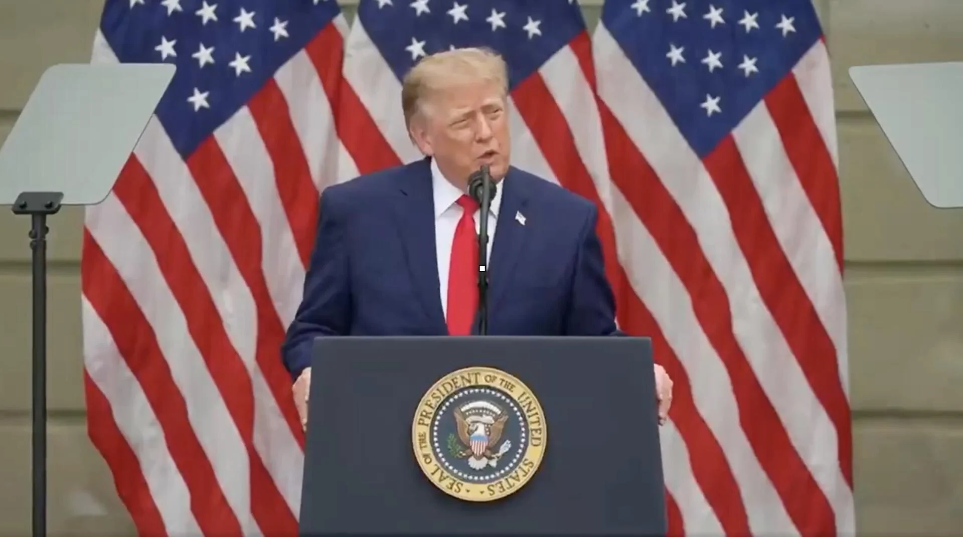 美國總統川普(Donald Trump)週五(9月11日)出席五角大廈911事件紀念儀式並致詞。