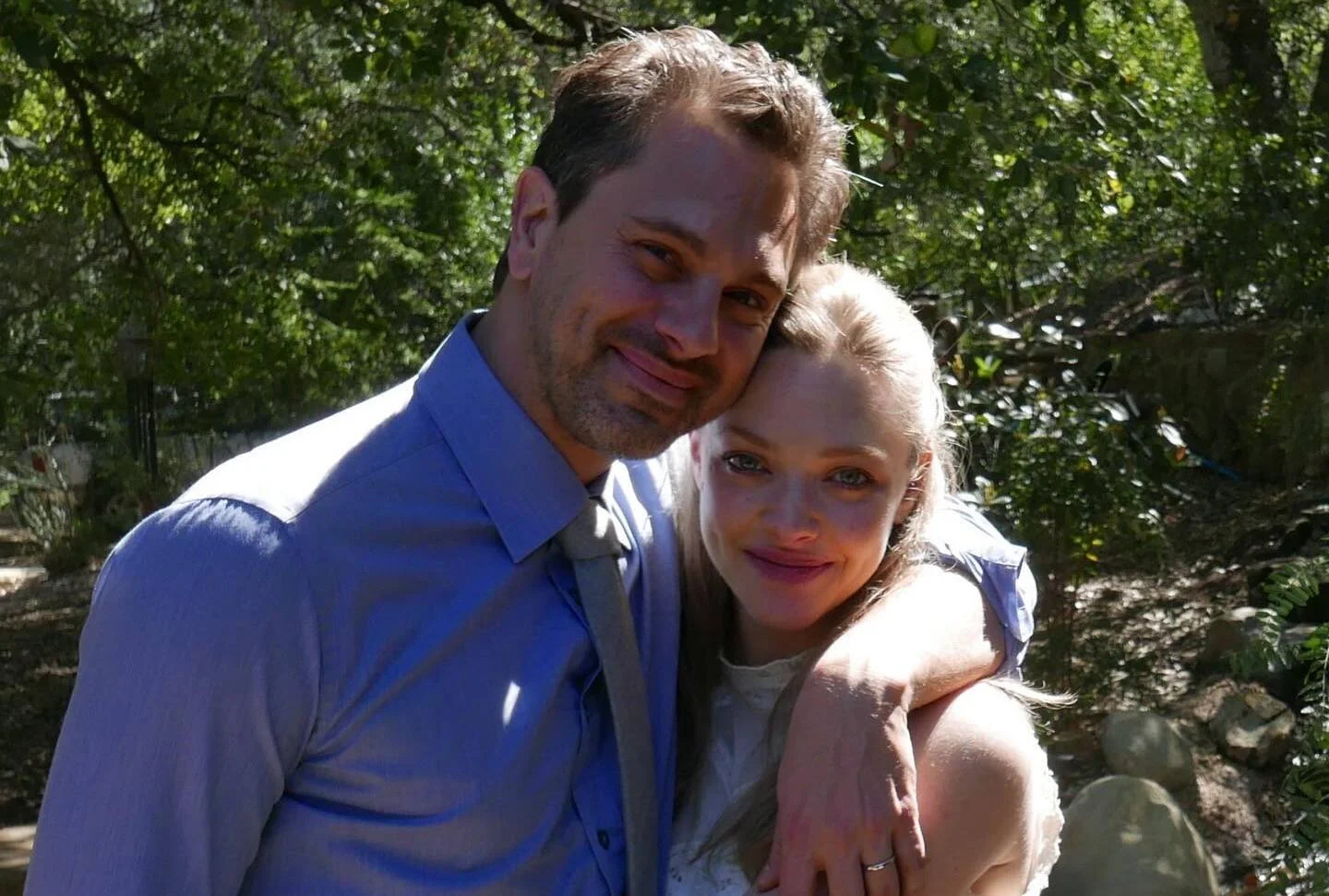 好萊塢女星亞曼達塞佛瑞（Amanda Seyfried）與丈夫演員托馬斯薩多斯基（Thomas Sadoski）