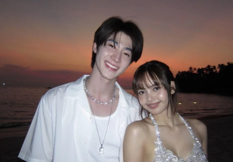 Lisa、泰籍男星Blue